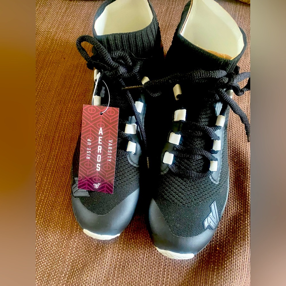 Varsity Aeros Cheer Sneaker Black